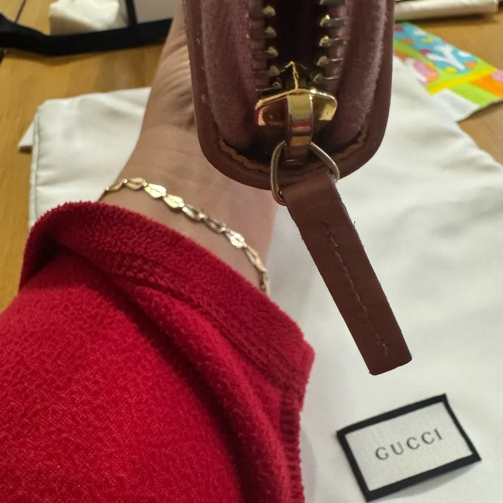 Gucci 🎀 Wallet with Iconic Monogram with dust bag & box coa - Picture 6 of 9